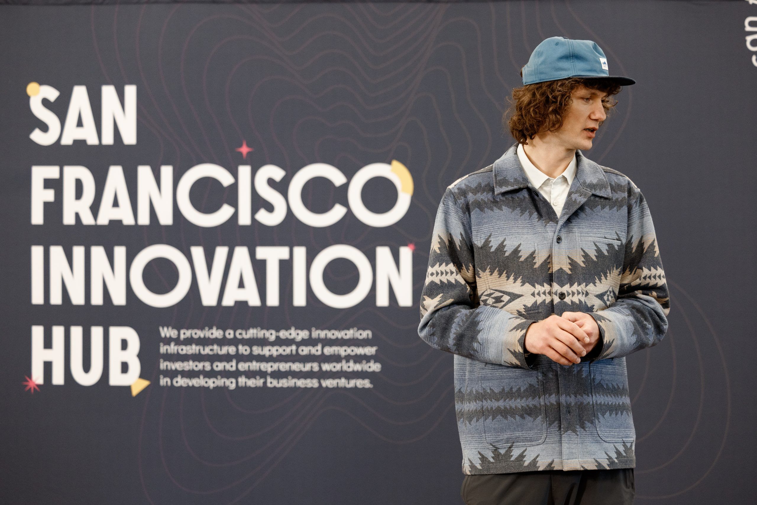 AI для тех, кто не в курсе: с чего начать и зачем вообще это нужно